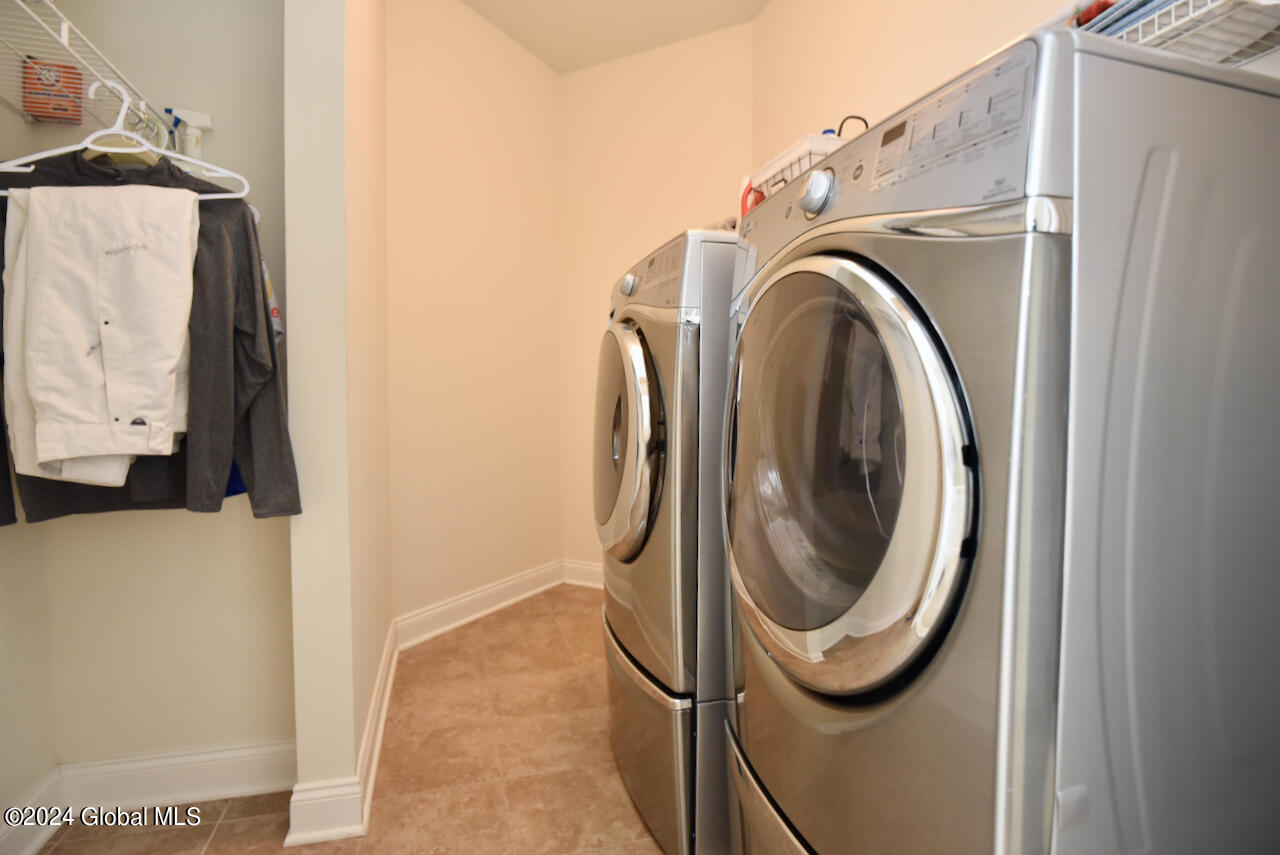 48 Stone Crest Drive Halfmoon, NY 12118 - Photo 50 of 70 58