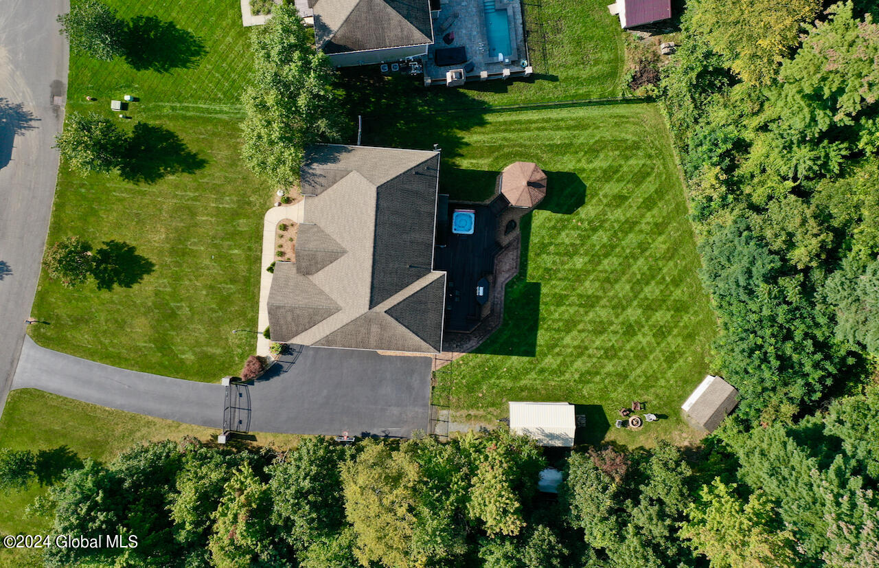 48 Stone Crest Drive Halfmoon, NY 12118 - Photo 60 of 70 72