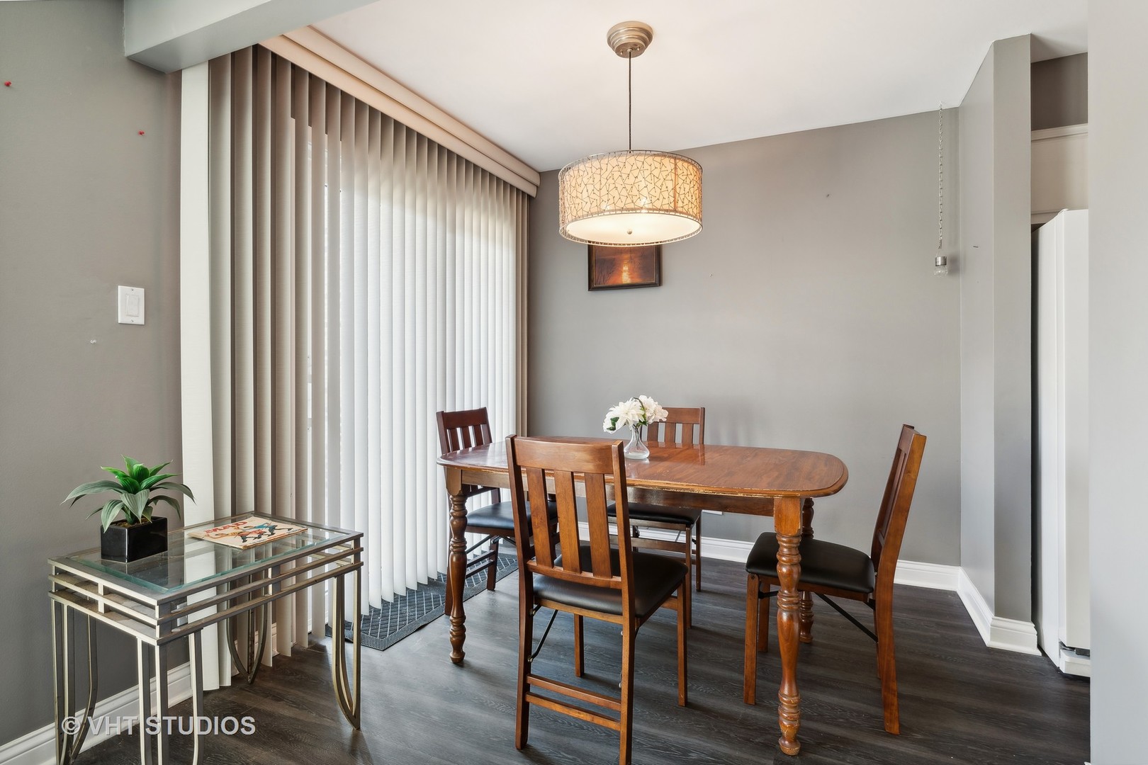 625 West Huntington Commons Road, Unit 105 Mount Prospect, IL 60056 - Photo 11 of 19 Gallery Image 11