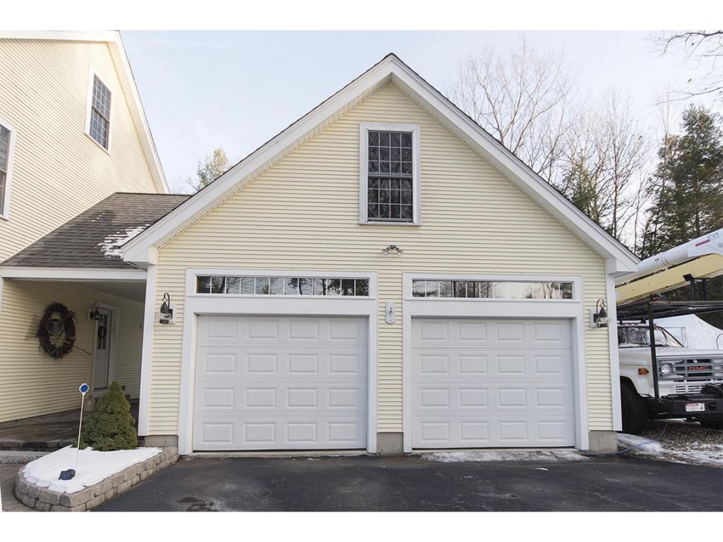 97 Royal Range Road Sandown, NH 03873 - Photo 7 of 36
