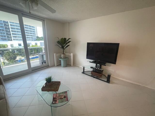 336 North Birch Road, Unit 6D Fort Lauderdale, FL 33304 - Photo 26 of 37 IMG_3467