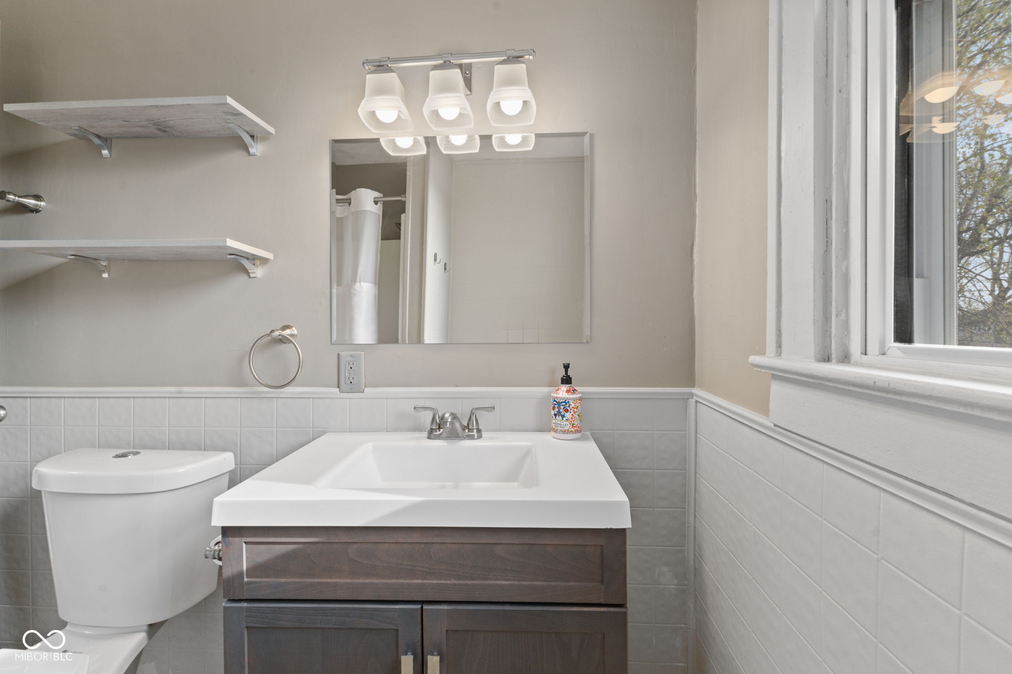 601 Wallace Avenue Indianapolis, IN 46201 - Photo 16 of 36