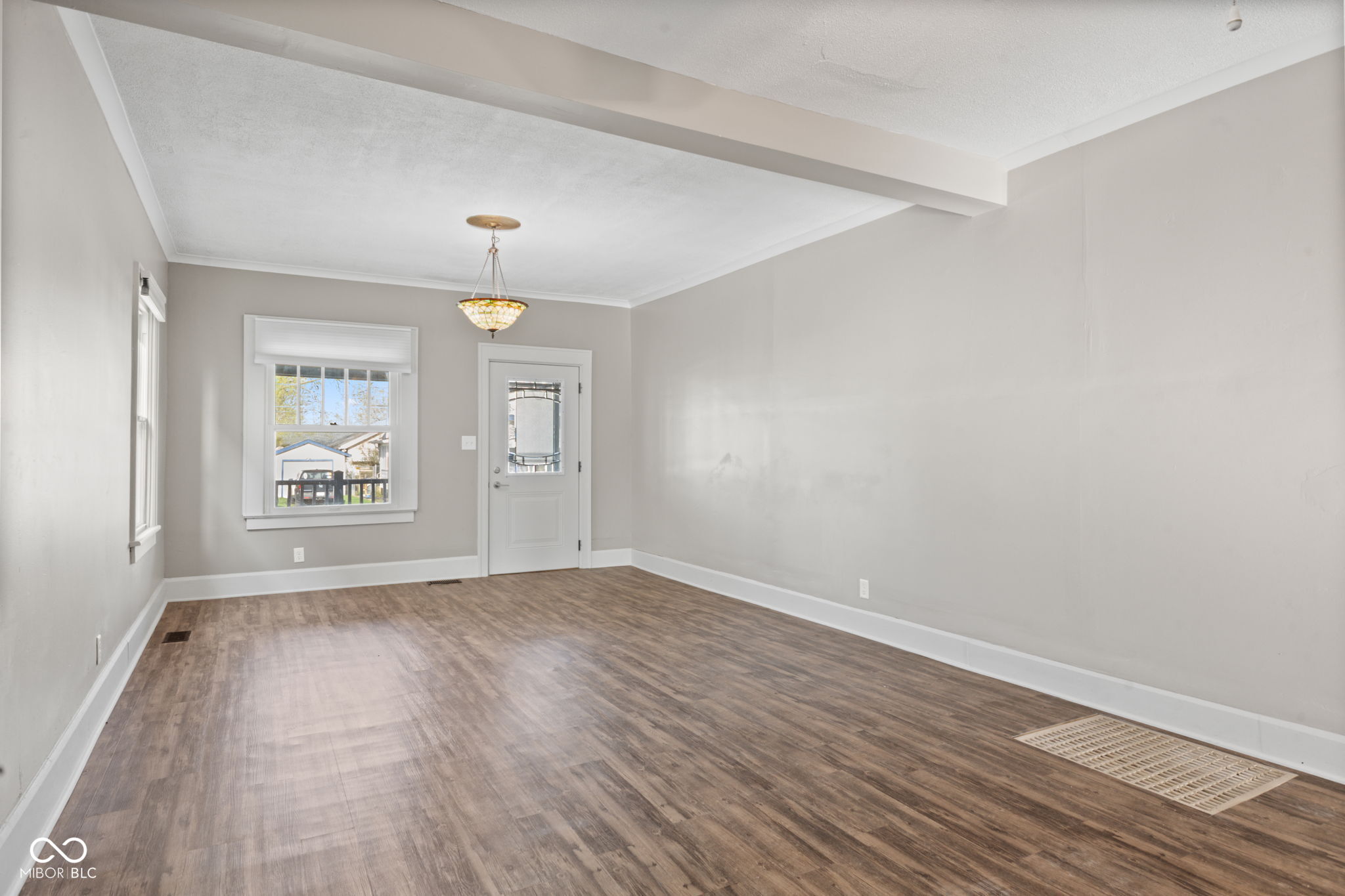 601 Wallace Avenue Indianapolis, IN 46201 - Photo 9 of 36