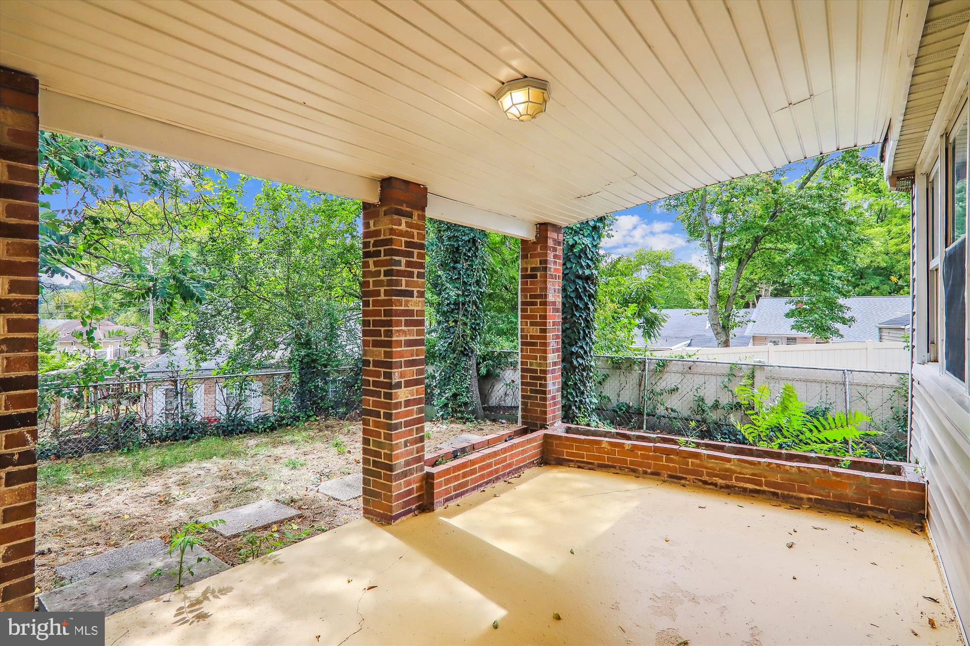 7717 Oxman Road Landover, MD 20785 - Photo 6 of 38 Patio