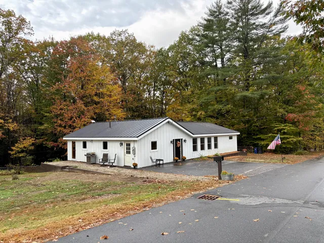 $349,900 | 89 Hall Hill Road, Dixfield, ME 04224