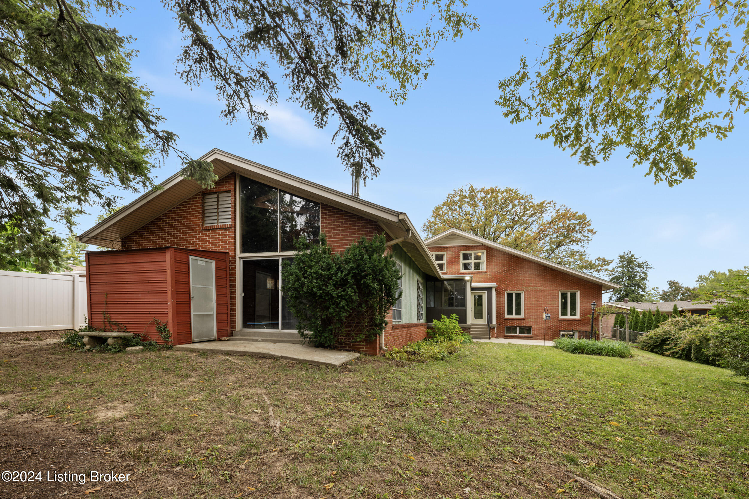 2714 Lamont Road Louisville, KY 40205 - Photo 47 of 50 LREP5297