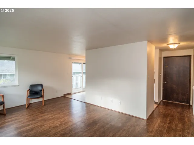 $117,990 | 885 Northeast Sunset Street, Unit 26, Roseburg, OR 97470