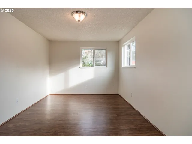 $117,990 | 885 Northeast Sunset Street, Unit 26, Roseburg, OR 97470