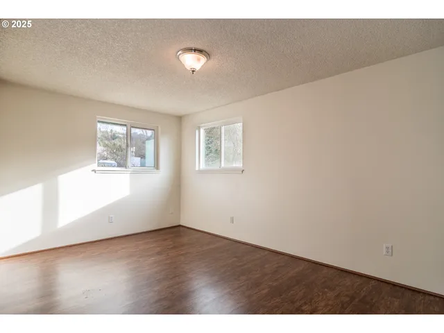 $117,990 | 885 Northeast Sunset Street, Unit 26, Roseburg, OR 97470