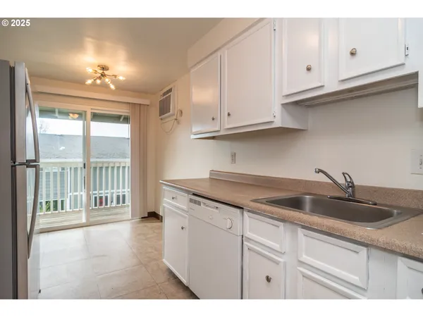$114,990 | 885 Northeast Sunset Street, Unit 26, Roseburg, OR 97470