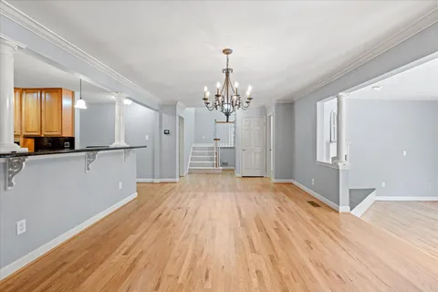 $1,249,000 | 2627 Five Oaks Road, Vienna, VA 22181