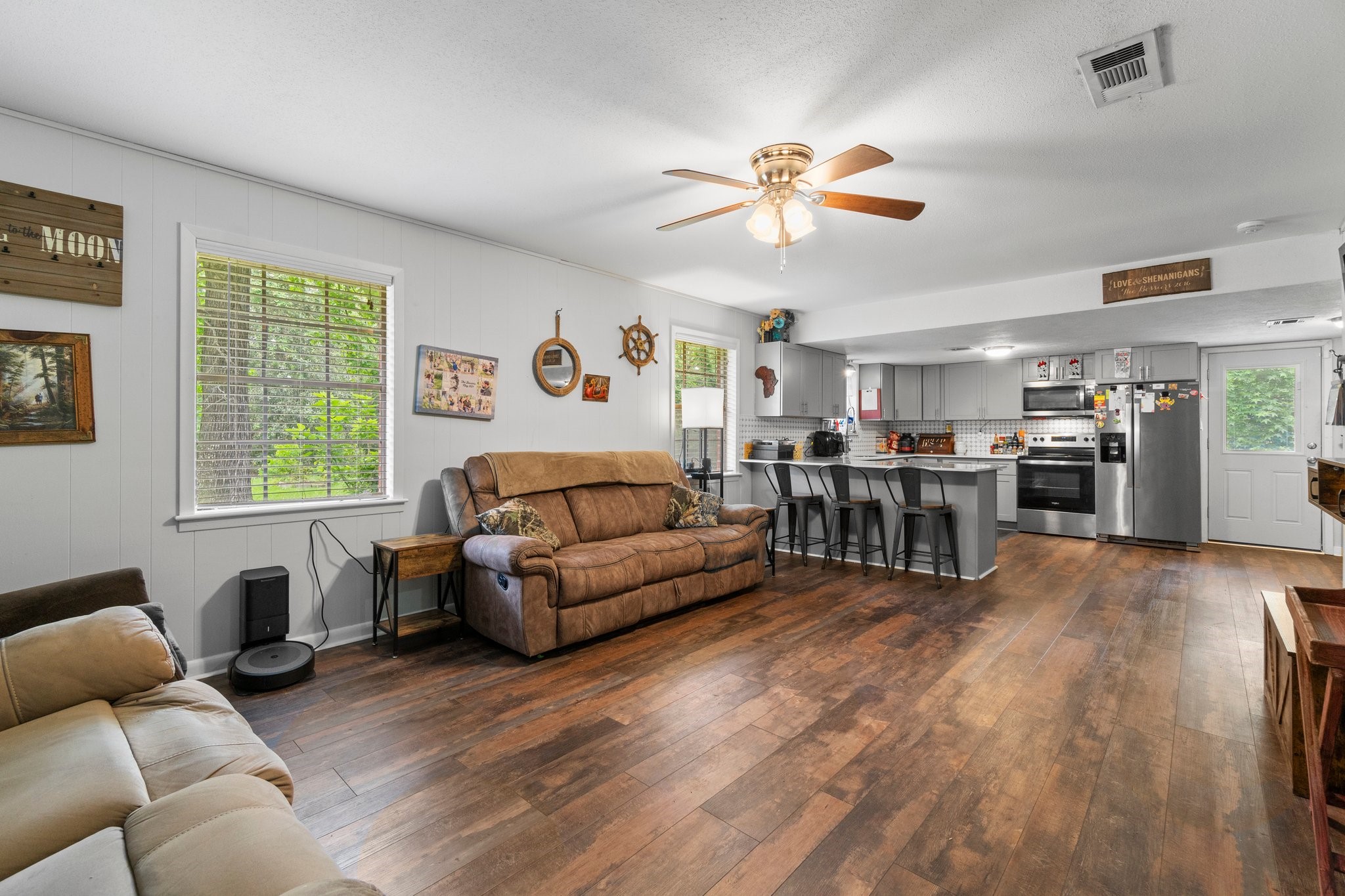 328 Drew's Landing Road Goodrich, TX 77335 - Photo 4 of 30 Living Room 2