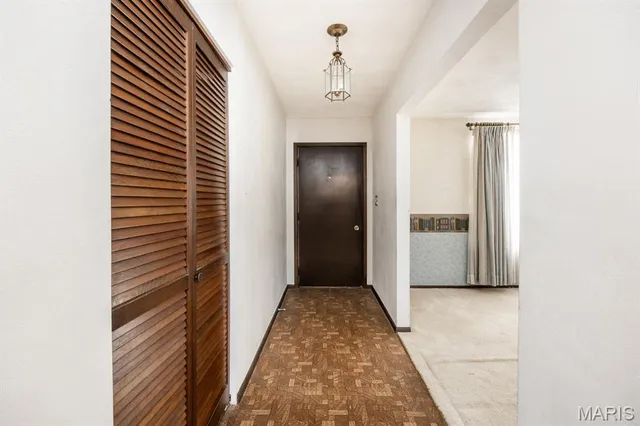 $285,000 | 717 Knipp Drive, Mascoutah, IL 62258