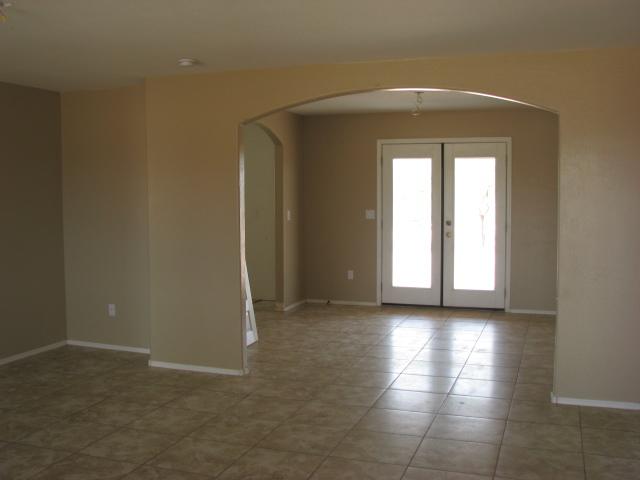53546 West Moon Dust Road Maricopa, AZ 85139 - Photo 2 of 9 Living Room
