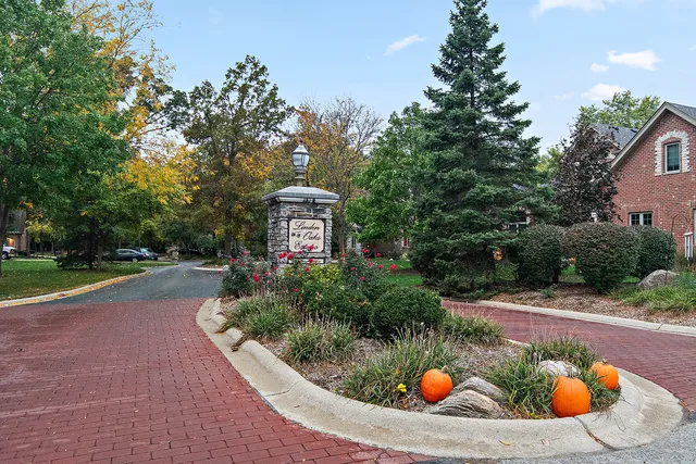 $799,000 | 209 Linden Oaks Lane, New Lenox, IL 60451