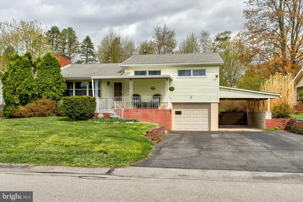 $339,900 | 321 Kimport Avenue, Boalsburg, PA 16827