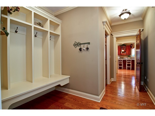 439 East Hillside Road Naperville, IL 60540 - Photo 22 of 25