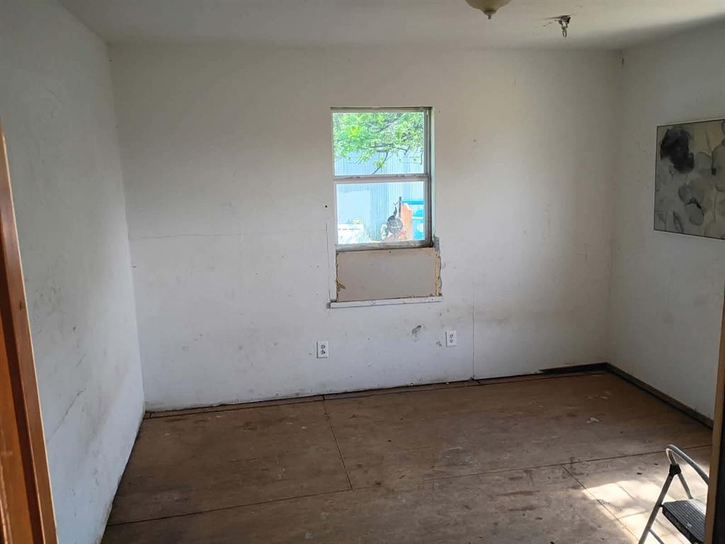 1220 Maple Street Graham, TX 76450 - Photo 15 of 15