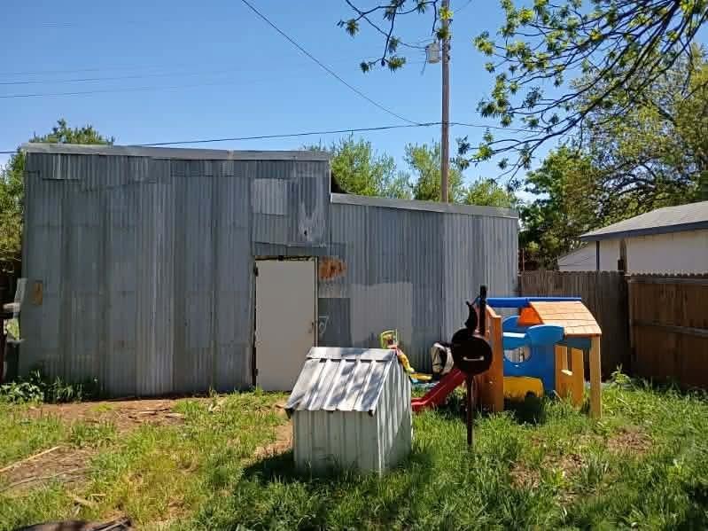 1220 Maple Street Graham, TX 76450 - Photo 7 of 15