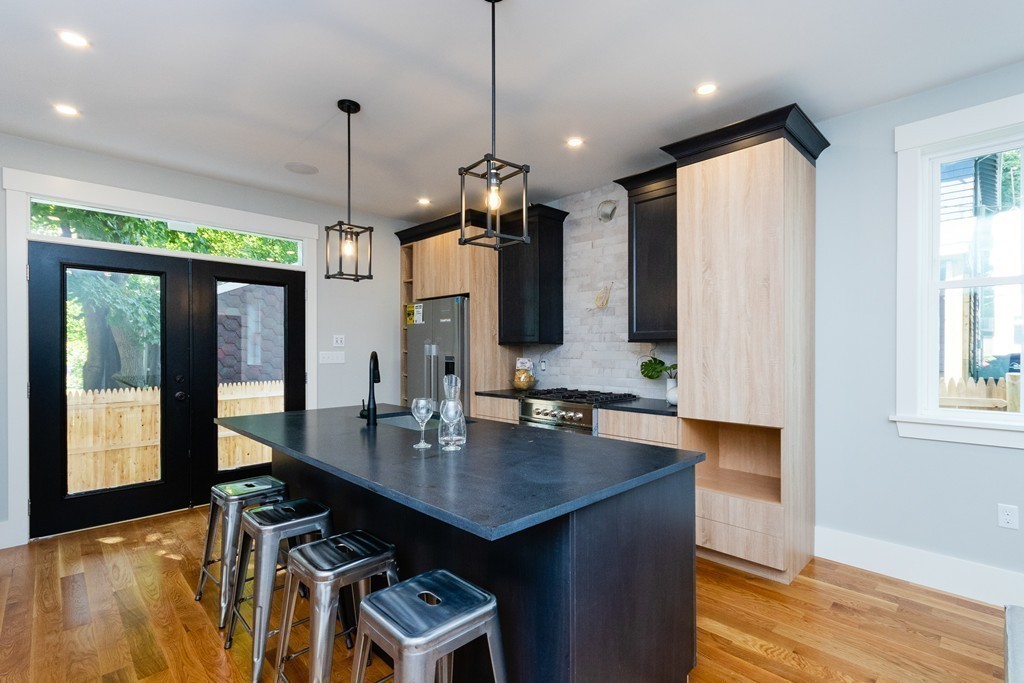 53 R Bailey Street, Unit 1 Boston, MA 02124 - Photo 6 of 22 Gallery Image 6