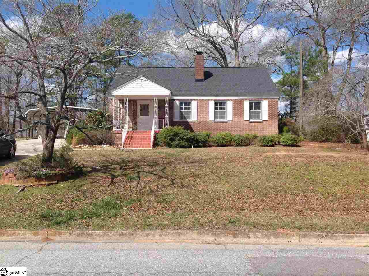 503 Shands Street Clinton, SC 29325 - Photo 1 of 7 Gallery Image 1