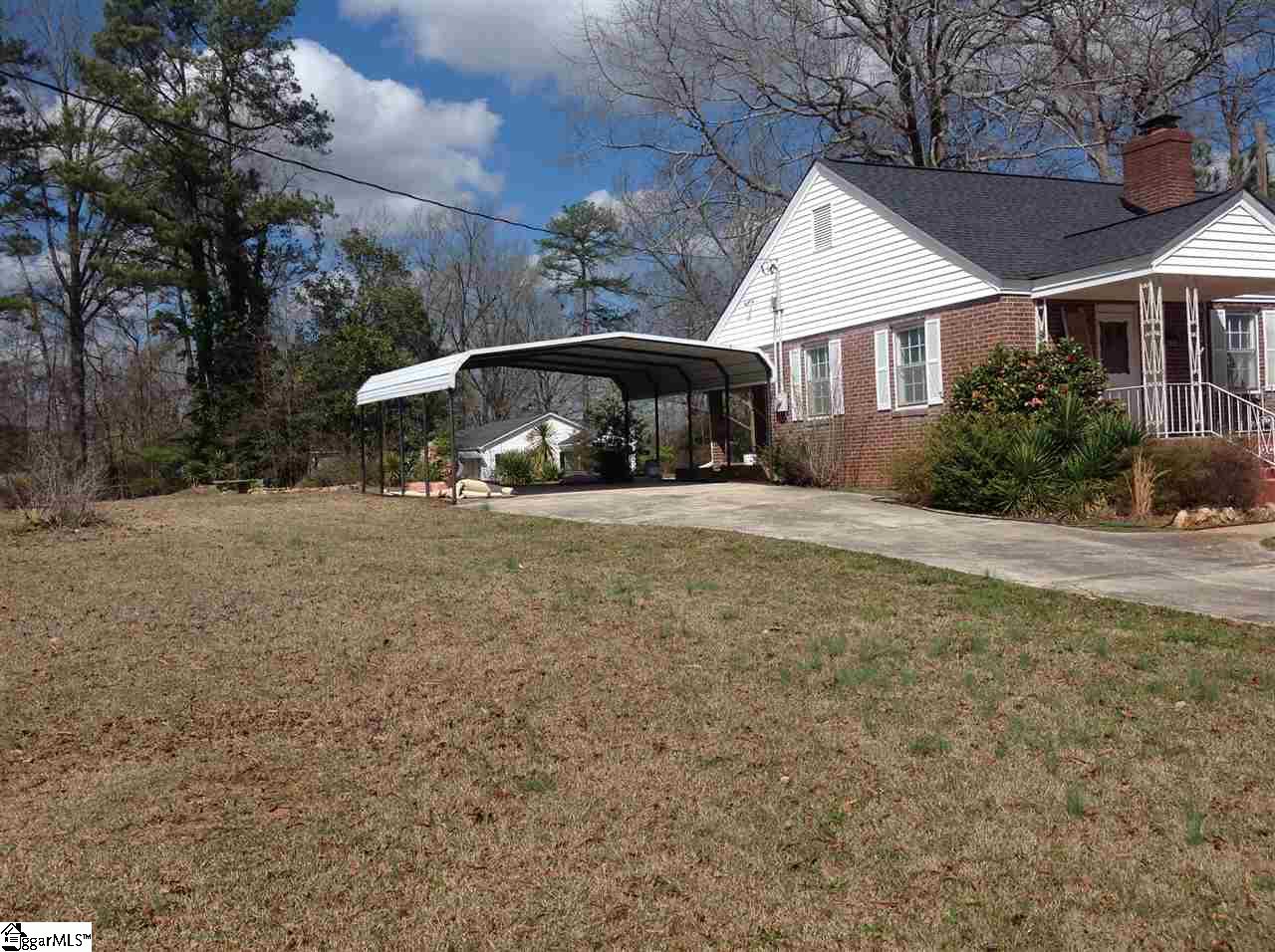 503 Shands Street Clinton, SC 29325 - Photo 4 of 7 Gallery Image 4