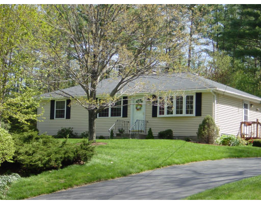 14 Edward Road Townsend, MA 01469 - Photo 1 of 7
