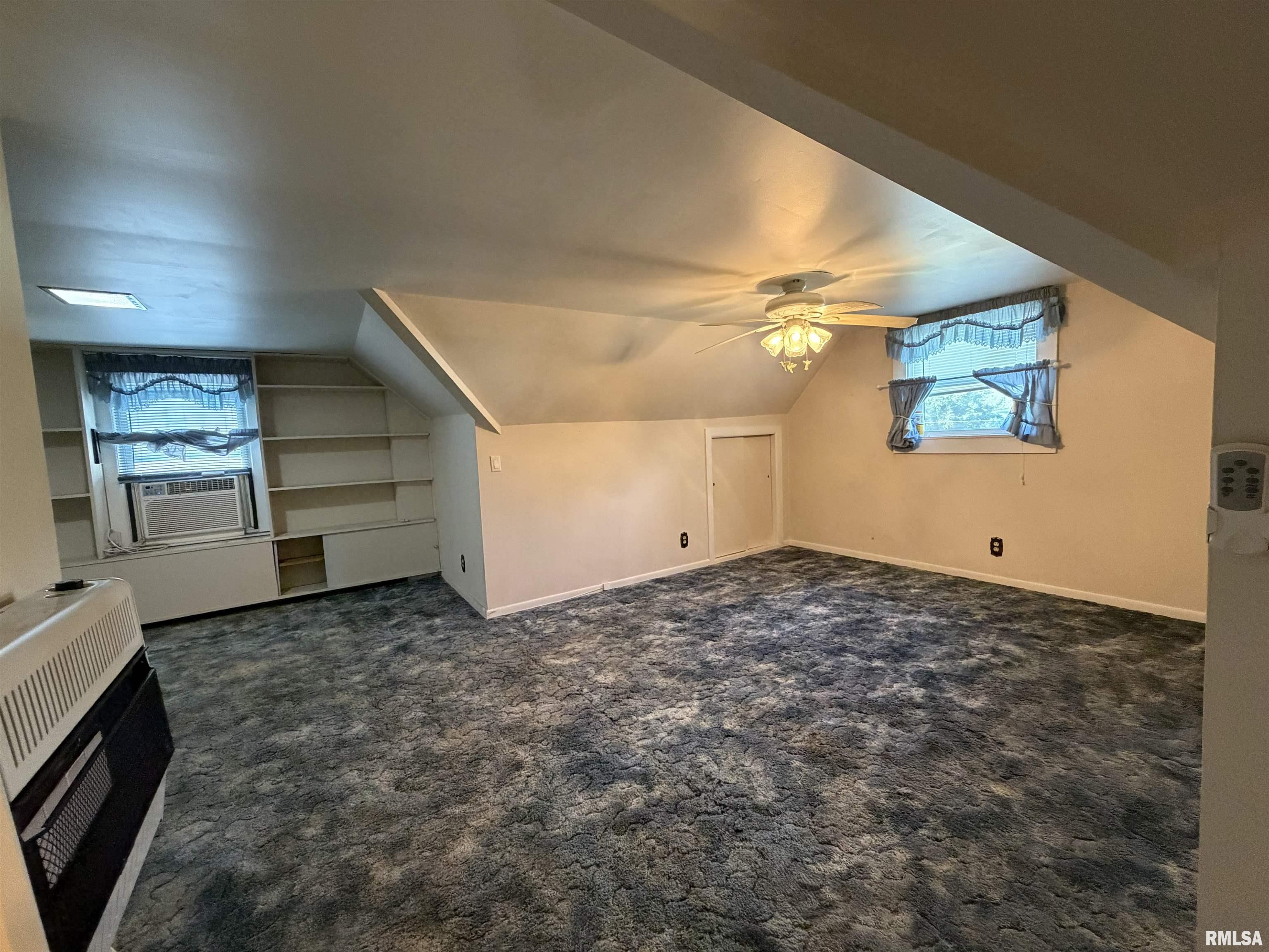 135 10th Street Carmi, IL 62821 - Photo 23 of 32