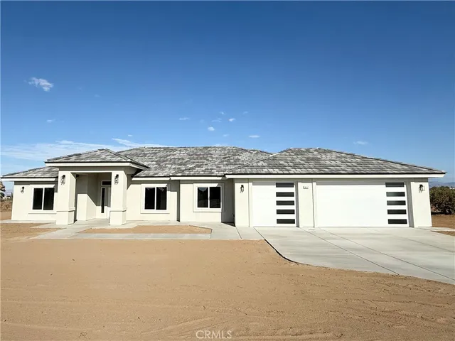 $675,000 | 10757 Beaver Avenue, Phelan, CA 92371