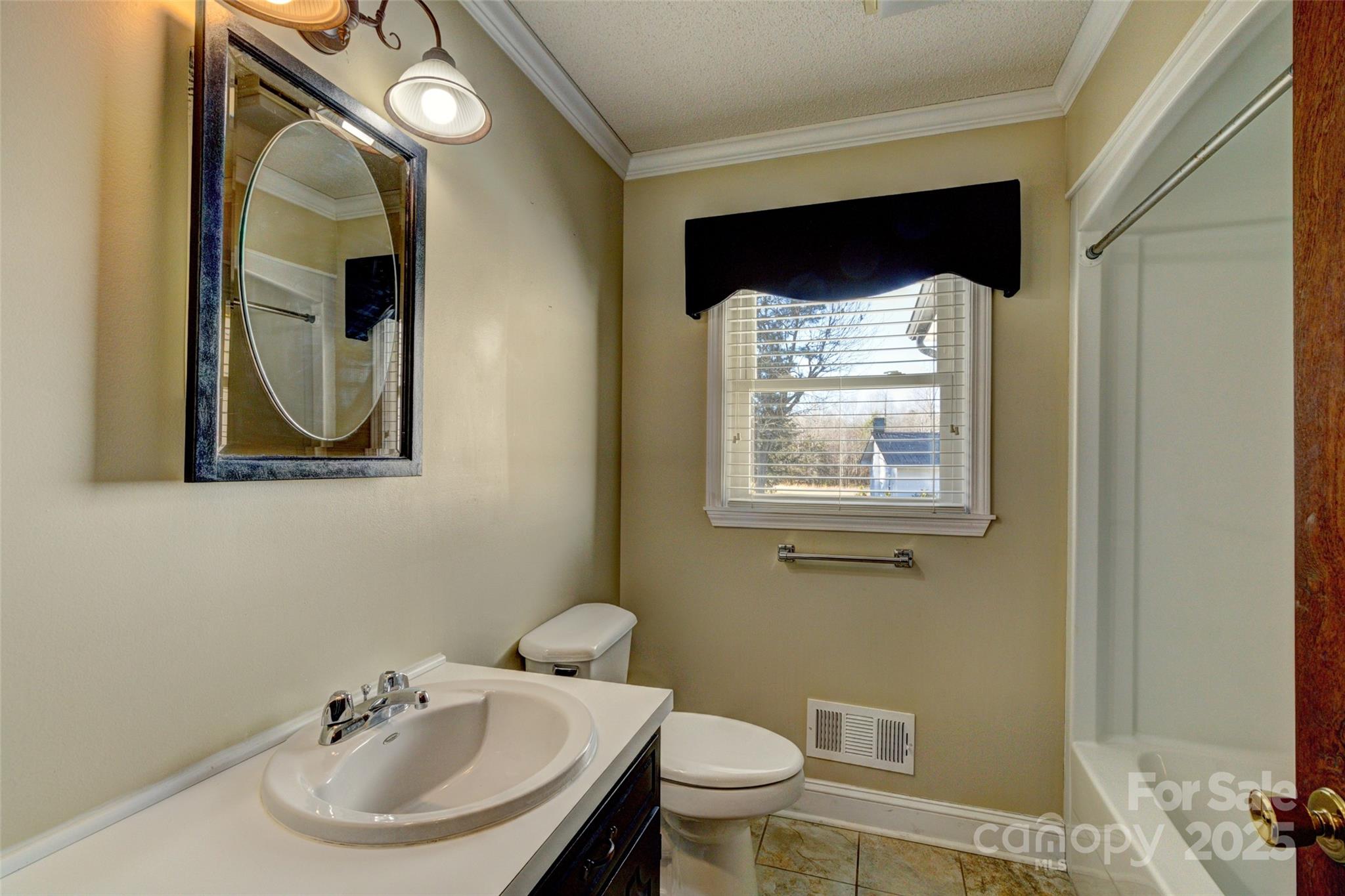 211 Roy Eaker Road Cherryville, NC 28021 - Photo 17 of 27 Gallery Image 17