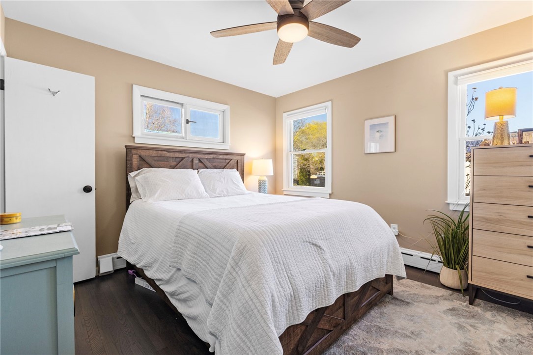 132 Ruggles Avenue Newport, RI 02840 - Photo 14 of 30