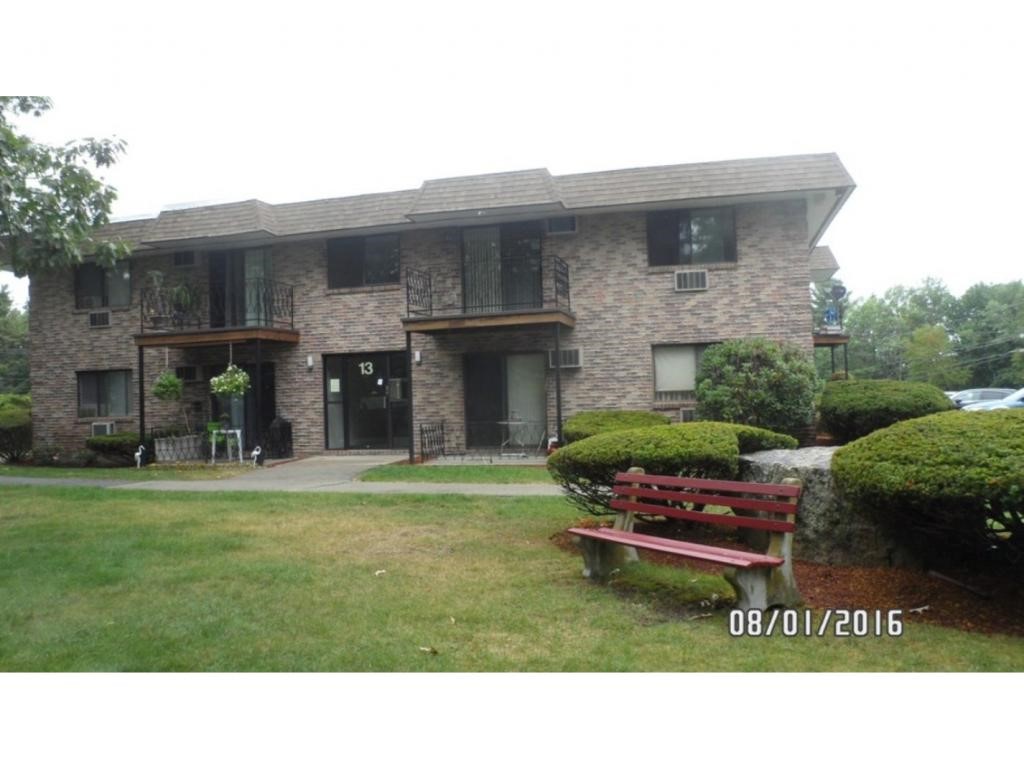 13 Strawberry Bank Road, Unit 6 Nashua, NH 03062 - Photo 3 of 16
