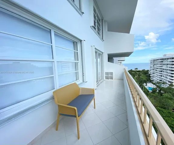 $7,500 | 155 Ocean Ln Drive, Unit 1105, Key Biscayne, FL 33149