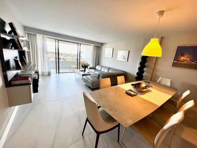 $7,500 | 155 Ocean Ln Drive, Unit 1105, Key Biscayne, FL 33149