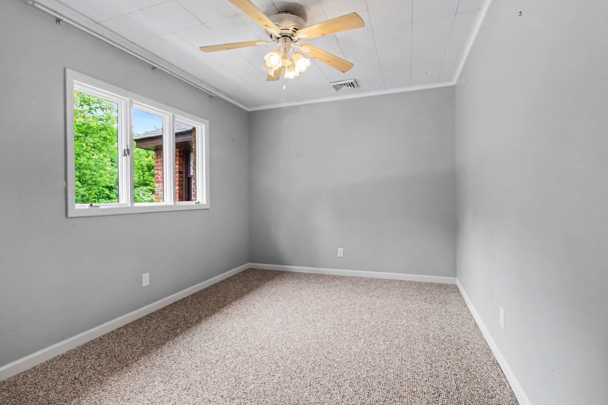 2736 South Wagner Road Ann Arbor, MI 48103 - Photo 47 of 91 045_file_2623