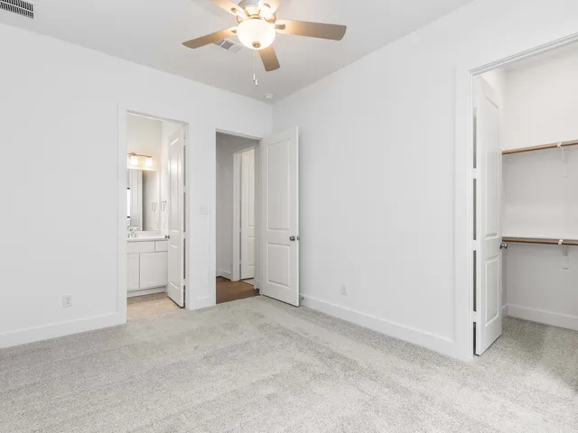 $687,000 | 5403 Gilded Ests Drive, Richmond, TX 77469