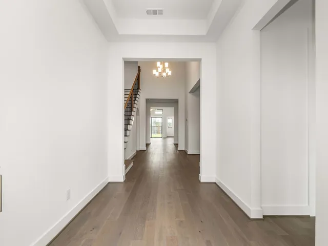 $687,000 | 5403 Gilded Ests Drive, Richmond, TX 77469