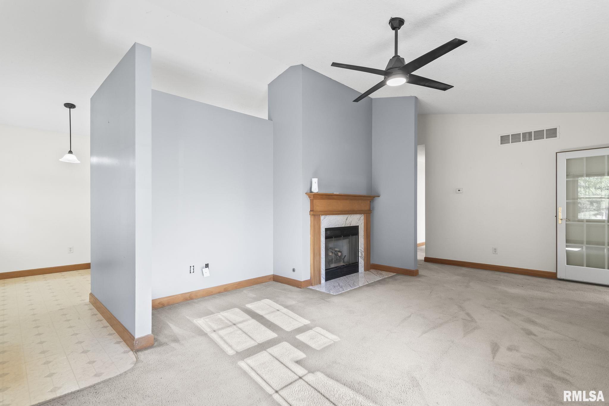 2819 East Wood Street Decatur, IL 62521 - Photo 7 of 28