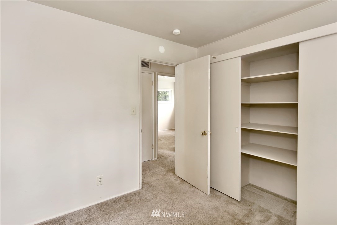 105 Viewcrest Road Bellingham, WA 98229 - Photo 13 of 25