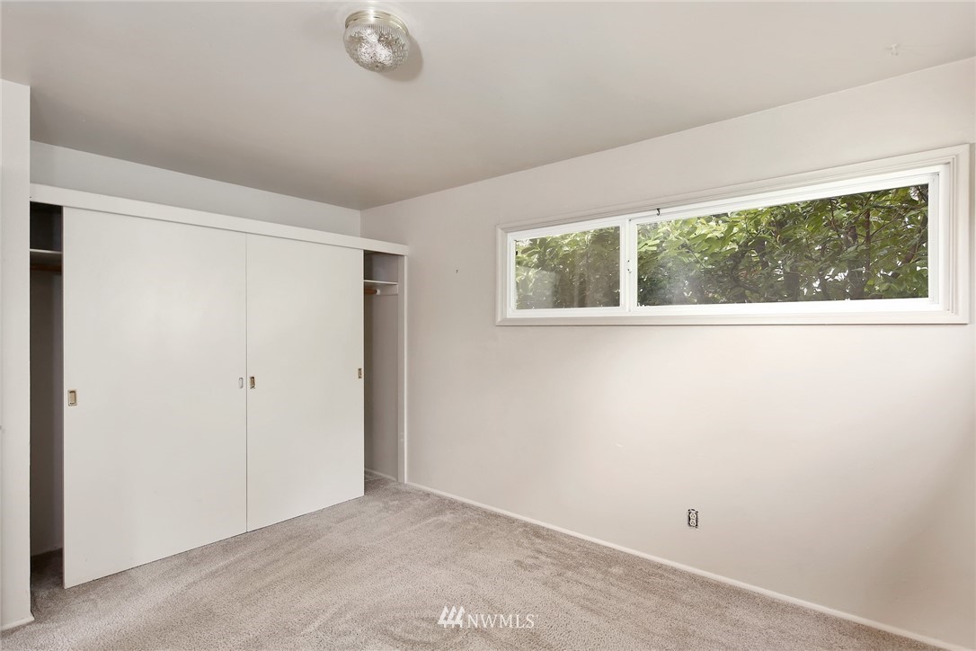 105 Viewcrest Road Bellingham, WA 98229 - Photo 14 of 25