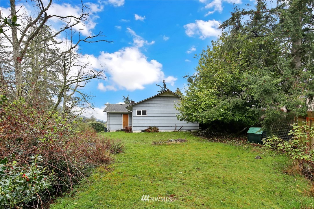 105 Viewcrest Road Bellingham, WA 98229 - Photo 18 of 25