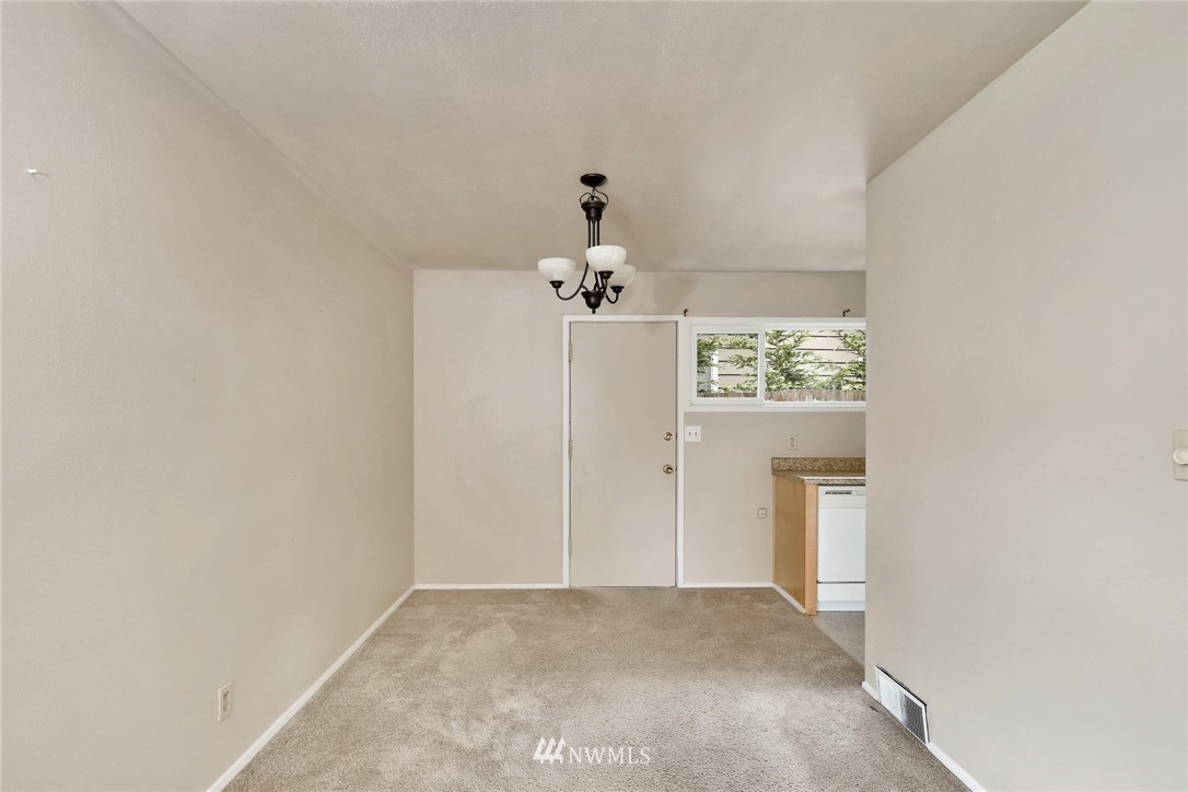 105 Viewcrest Road Bellingham, WA 98229 - Photo 4 of 25