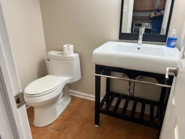 $159,900 | 19423 Hickory Place, Country Club Hills, IL 60478