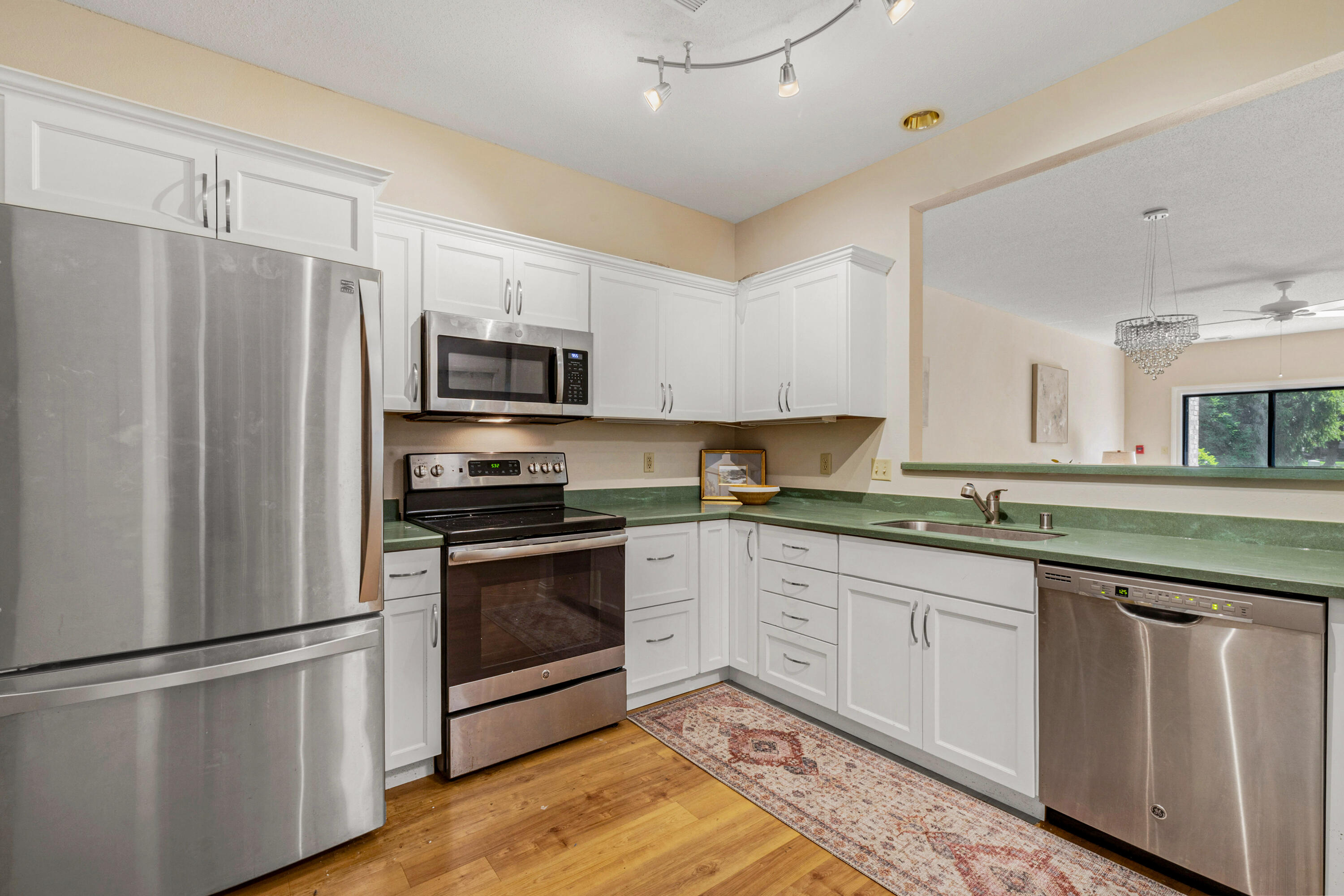 500 West Bender Road, Unit 74 Glendale, WI 53217 - Photo 3 of 13 Kitchen