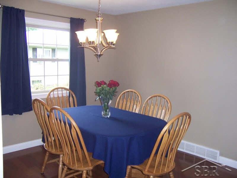 10545 East Birch Run Road Birch Run, MI 48415 - Photo 5 of 15 20367144-4.JPG