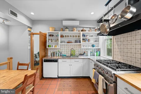 $1,150,000 | 4429 Larchwood Avenue, Philadelphia, PA 19104