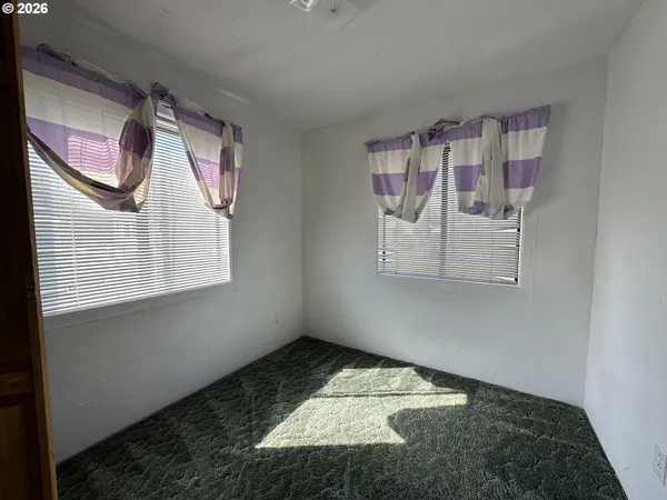 $185,000 | 421 Cottonwood Street, Mount Vernon, OR 97865