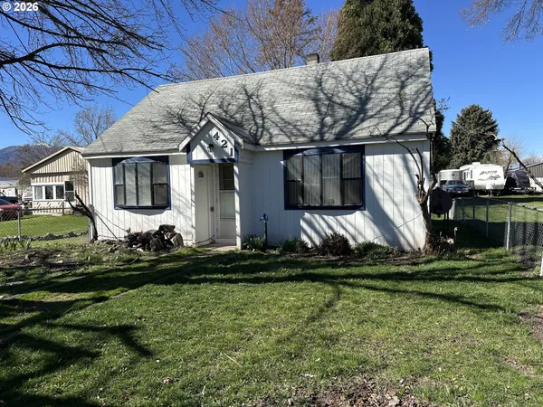 $185,000 | 421 Cottonwood Street, Mount Vernon, OR 97865