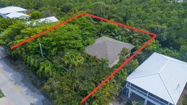 $3,600 | 29850 Journeys End Road, Big Pine Key, FL 33043