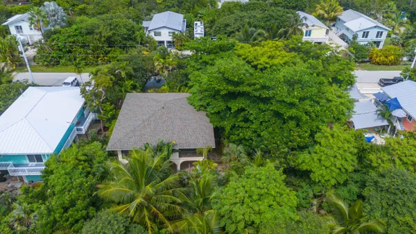 $3,600 | 29850 Journeys End Road, Big Pine Key, FL 33043